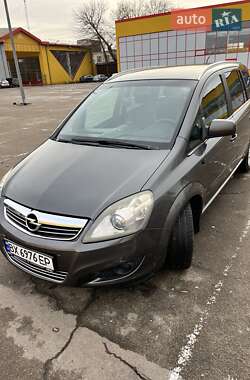 Минивэн Opel Zafira 2010 в Житомире