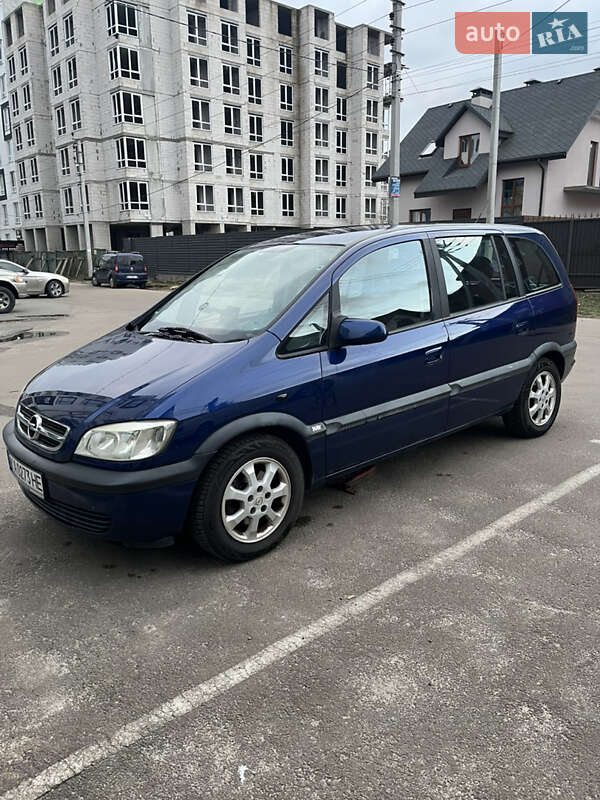 Opel Zafira 2004