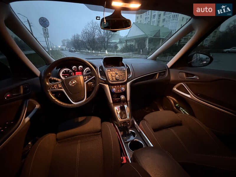 Минивэн Opel Zafira 2014 в Полтаве