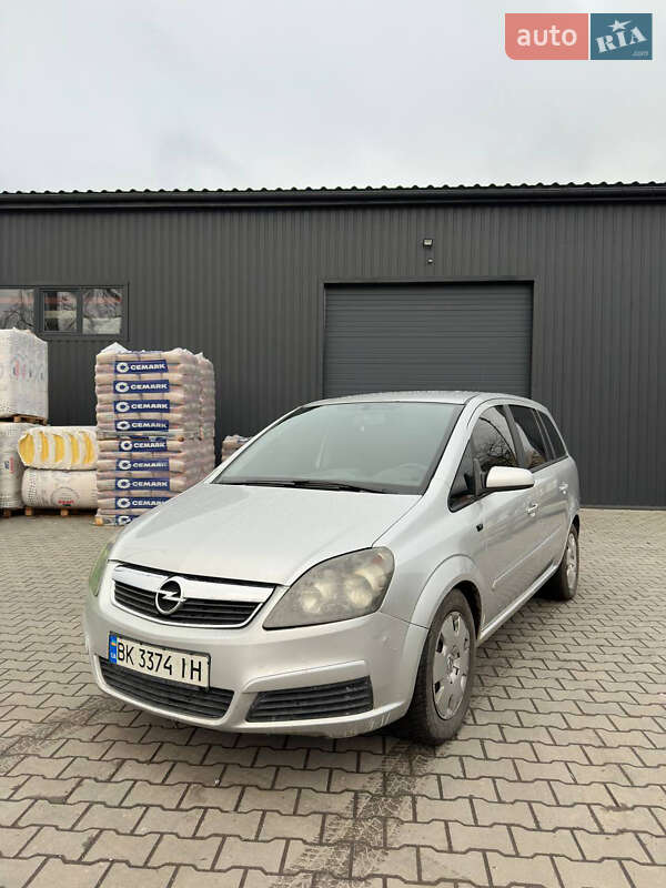 Opel Zafira 2005