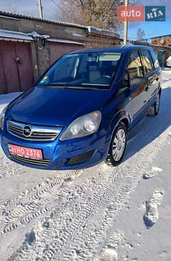 Минивэн Opel Zafira 2009 в Броварах