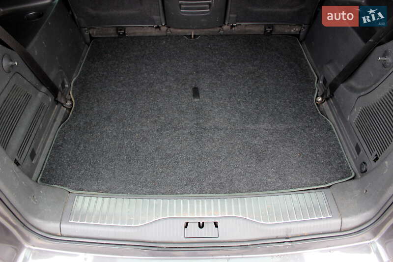 Мінівен Opel Zafira 2010 в Львові