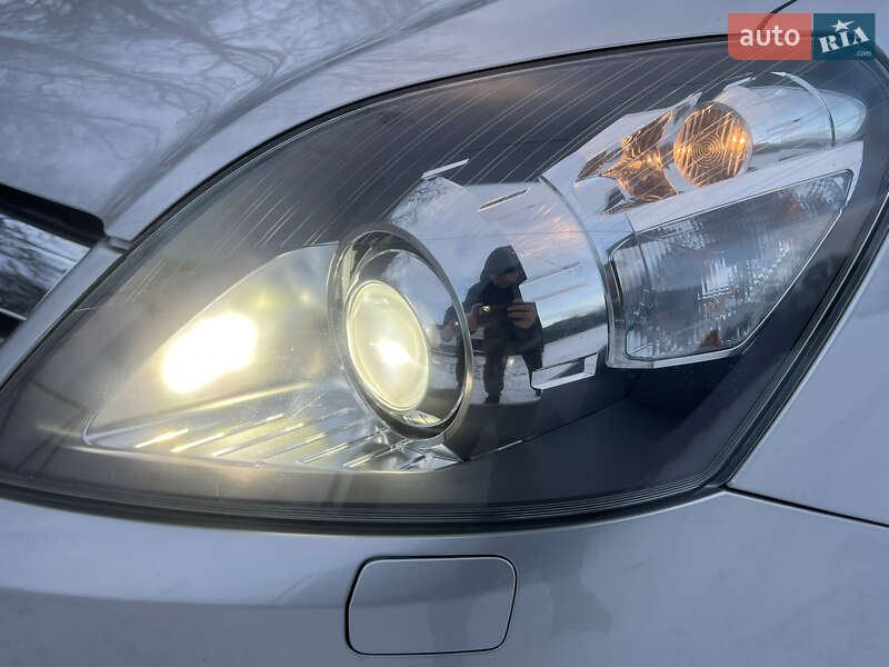 Мінівен Opel Zafira 2013 в Вінниці