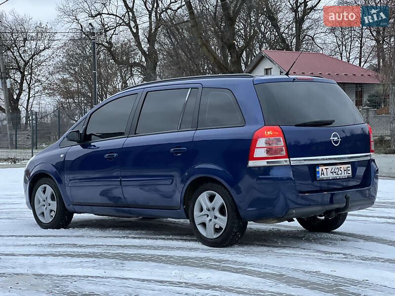 Мінівен Opel Zafira 2009 в Калуші фото 5 Мінівен Opel Zafira 2009 в Калуші