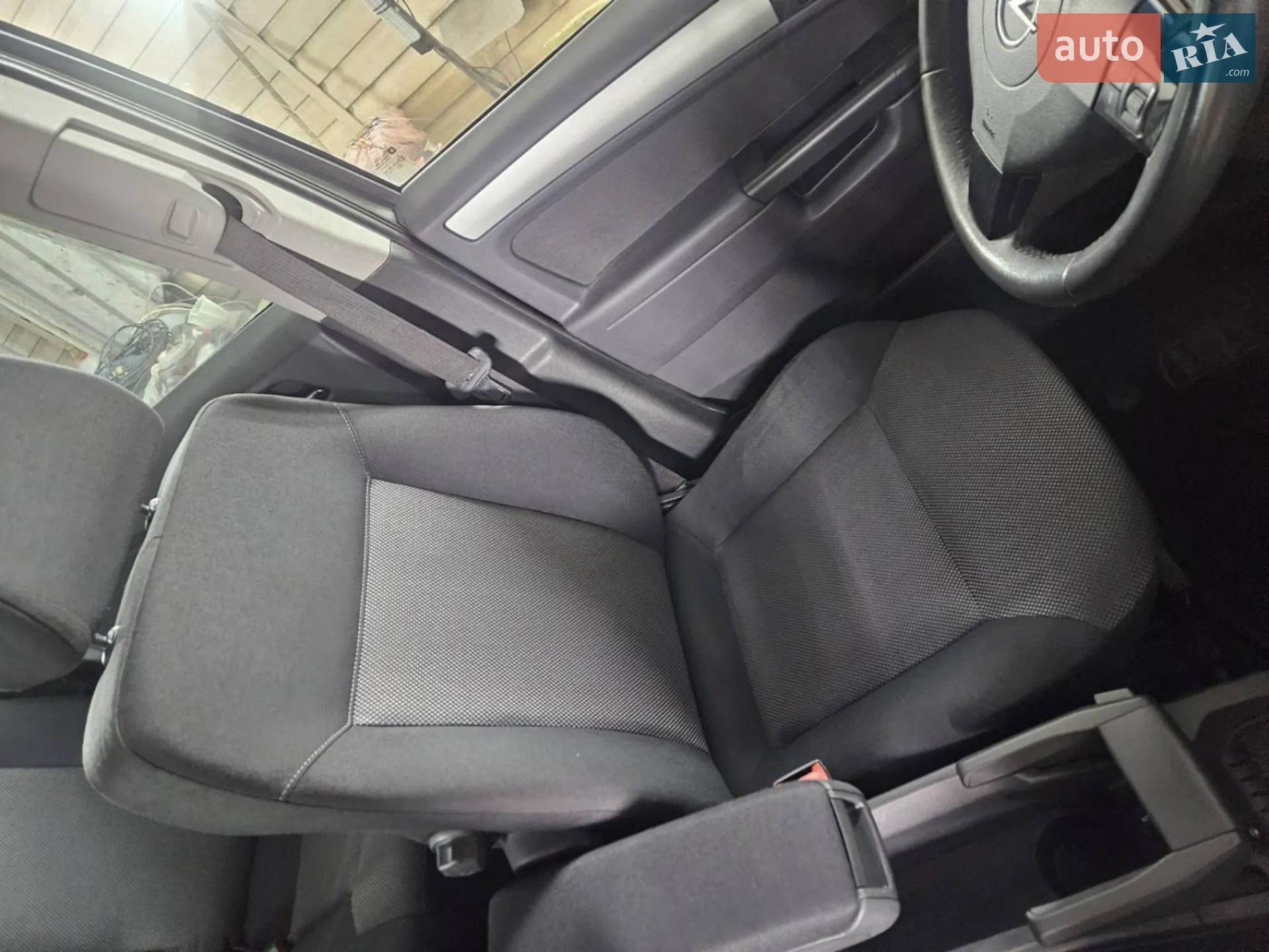 2010 Opel Zafira - мініатюра 8