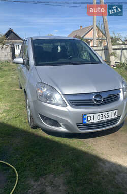 Мінівен Opel Zafira 2008 в Луцьку