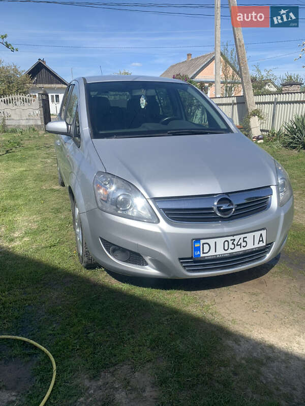 Opel Zafira 2008
