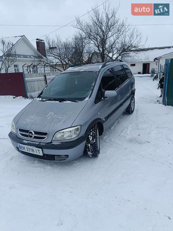 Opel Zafira 2003