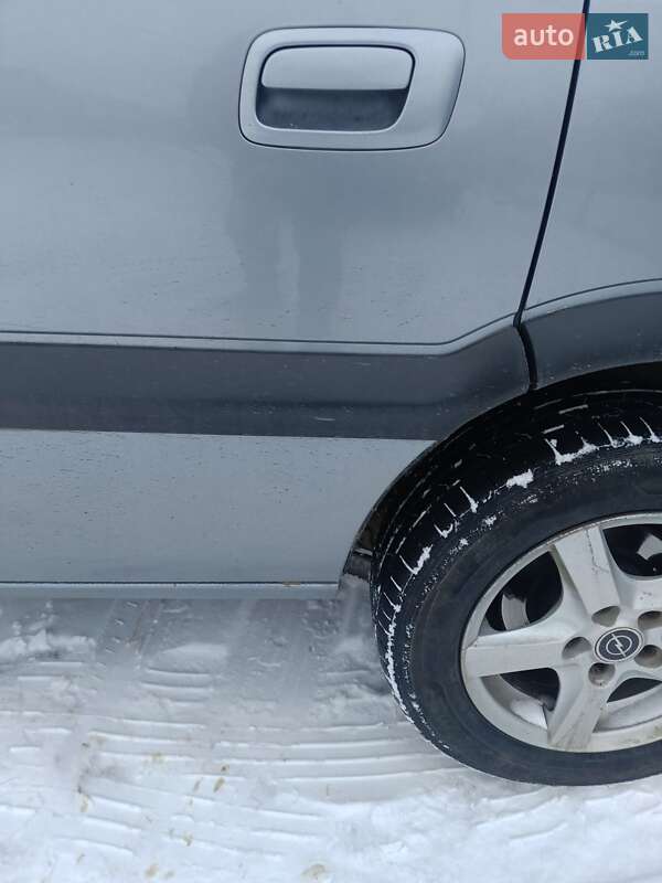 Мінівен Opel Zafira 2003 в Березному