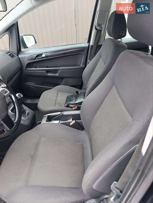 Минивэн Opel Zafira 2009 в Луцке фото 8 Минивэн Opel Zafira 2009 в Луцке