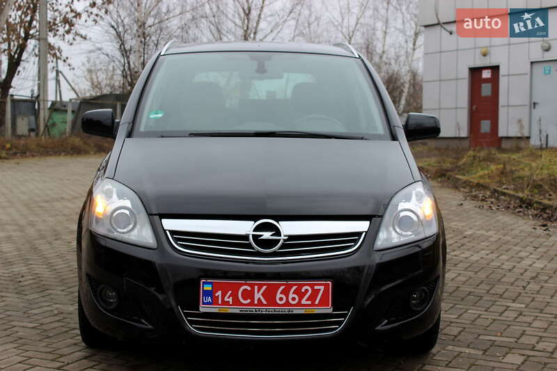 Мінівен Opel Zafira 2011 в Самборі