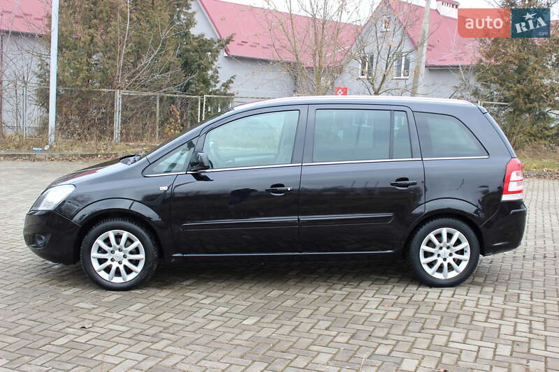 Мінівен Opel Zafira 2011 в Самборі