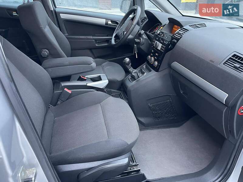 Минивэн Opel Zafira 2010 в Белой Церкви фото 12 Минивэн Opel Zafira 2010 в Белой Церкви