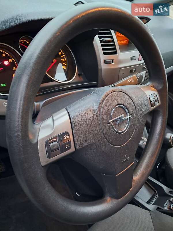 Минивэн Opel Zafira 2007 в Прилуках