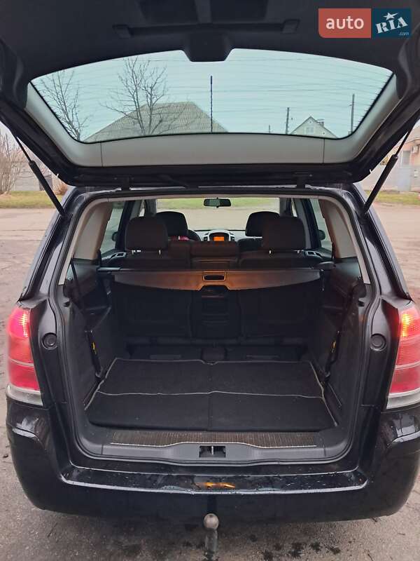Минивэн Opel Zafira 2007 в Прилуках