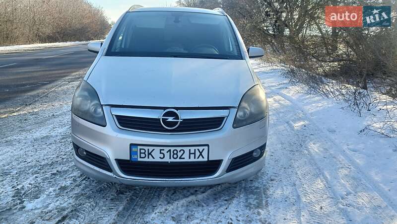 Мінівен Opel Zafira 2005 в Острозі