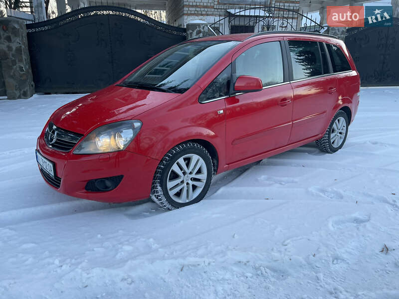 Мінівен Opel Zafira 2011 в Радомишлі