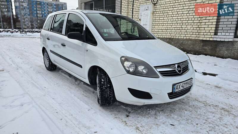 Мінівен Opel Zafira 2009 в Дніпрі