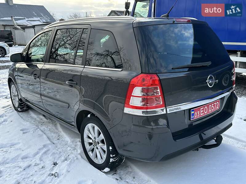 Мінівен Opel Zafira 2014 в Рівному