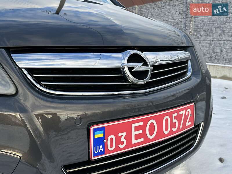 Мінівен Opel Zafira 2014 в Рівному