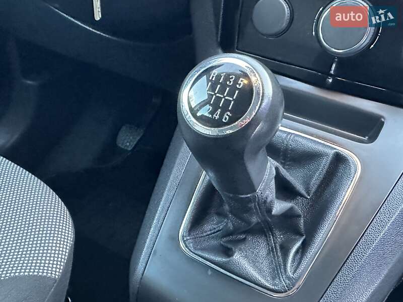 Мінівен Opel Zafira 2014 в Рівному