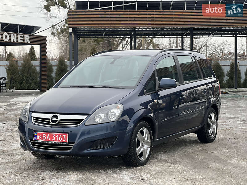 Opel Zafira 2012 Opel Zafira 2012