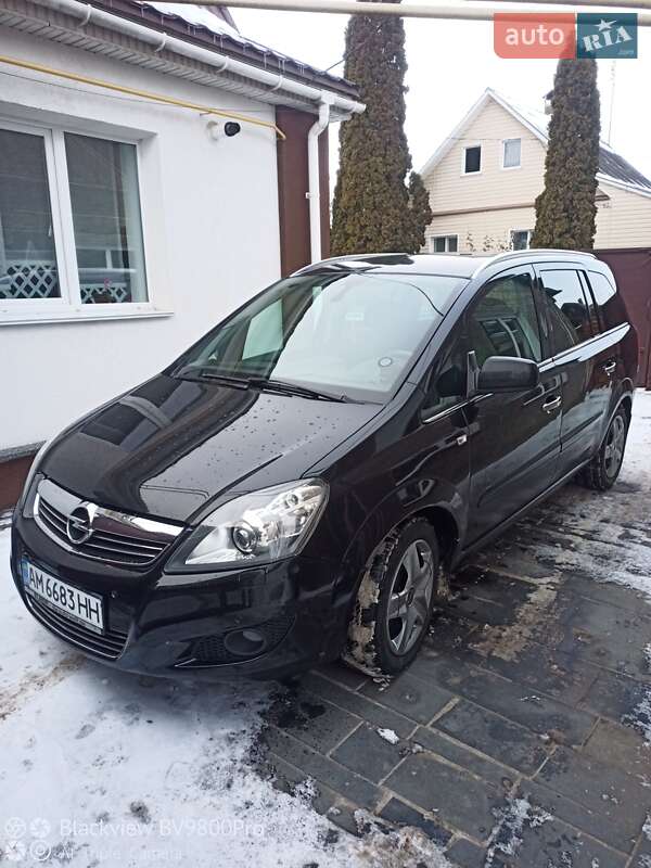 Opel Zafira 2012