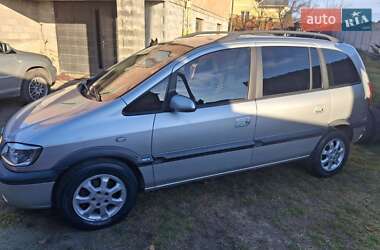 Минивэн Opel Zafira 2003 в Ровно