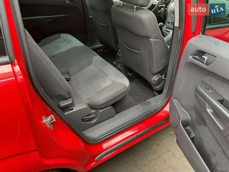 Мінівен Opel Zafira 2009 в Косові