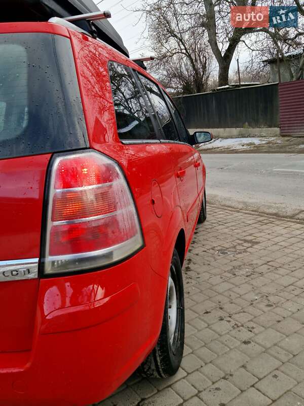 Мінівен Opel Zafira 2006 в Чернівцях фото 4 Мінівен Opel Zafira 2006 в Чернівцях