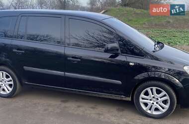 Мінівен Opel Zafira 2009 в Сараті