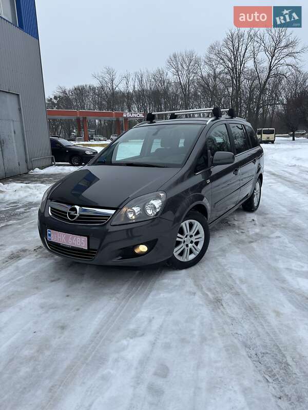 Минивэн Opel Zafira 2012 в Харькове фото Минивэн Opel Zafira 2012 в Харькове