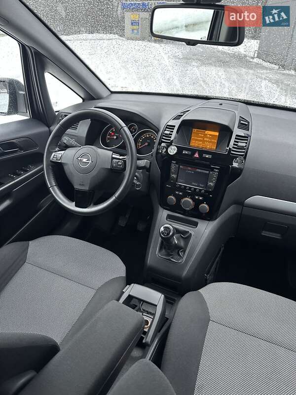 Минивэн Opel Zafira 2012 в Харькове фото 32 Минивэн Opel Zafira 2012 в Харькове
