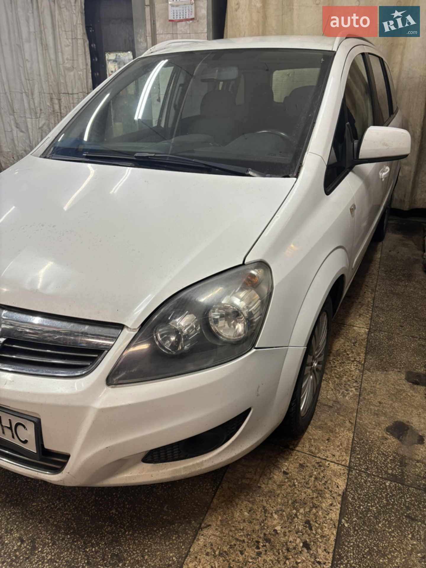 2010 Opel Zafira - мініатюра 2