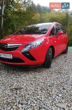 Минивэн Opel Zafira 2012 в Ивано-Франковске