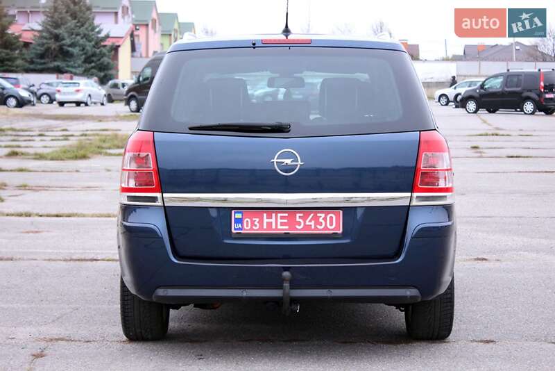 Минивэн Opel Zafira 2012 в Виннице