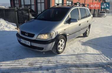 Минивэн Opel Zafira 2001 в Тячеве
