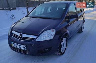 Минивэн Opel Zafira 2008 в Старой Выжевке