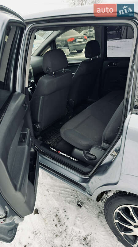 Минивэн Opel Zafira 2011 в Смеле фото 13 Минивэн Opel Zafira 2011 в Смеле