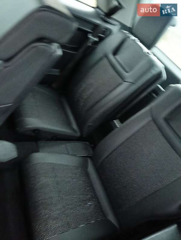 Минивэн Opel Zafira 2009 в Ровно