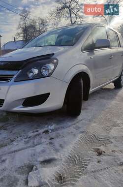 Минивэн Opel Zafira 2011 в Дрогобыче