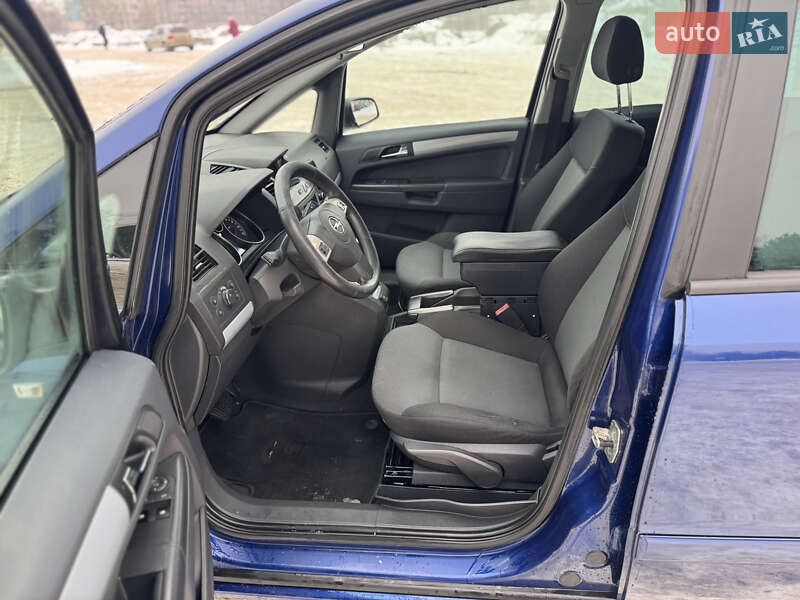 Минивэн Opel Zafira 2006 в Харькове фото 11 Минивэн Opel Zafira 2006 в Харькове