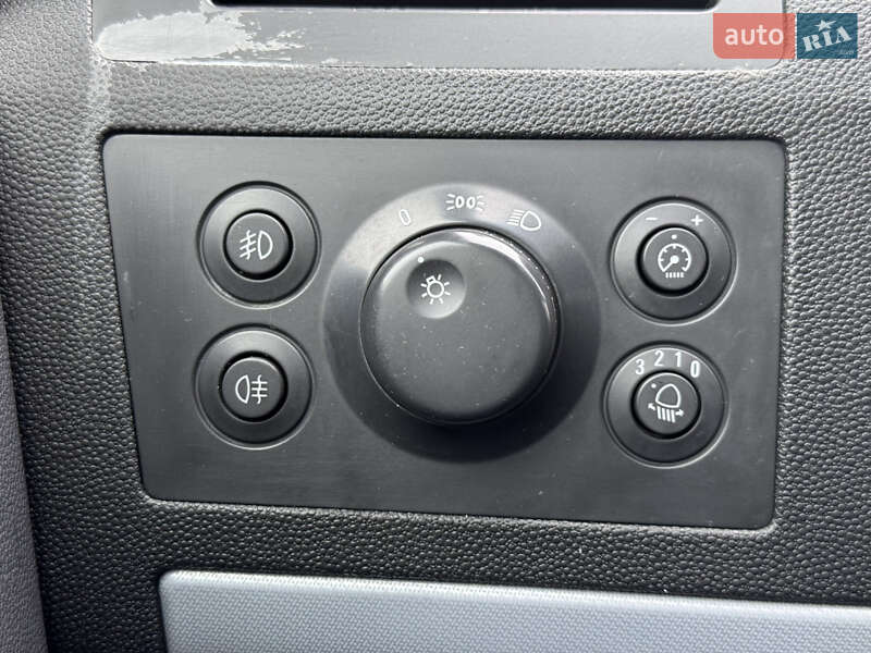 Минивэн Opel Zafira 2006 в Харькове фото 45 Минивэн Opel Zafira 2006 в Харькове