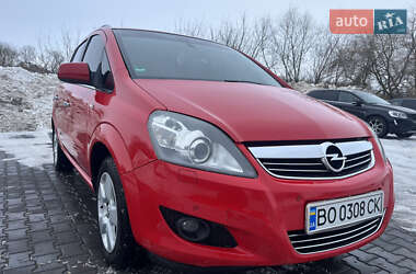 Минивэн Opel Zafira 2012 в Тернополе