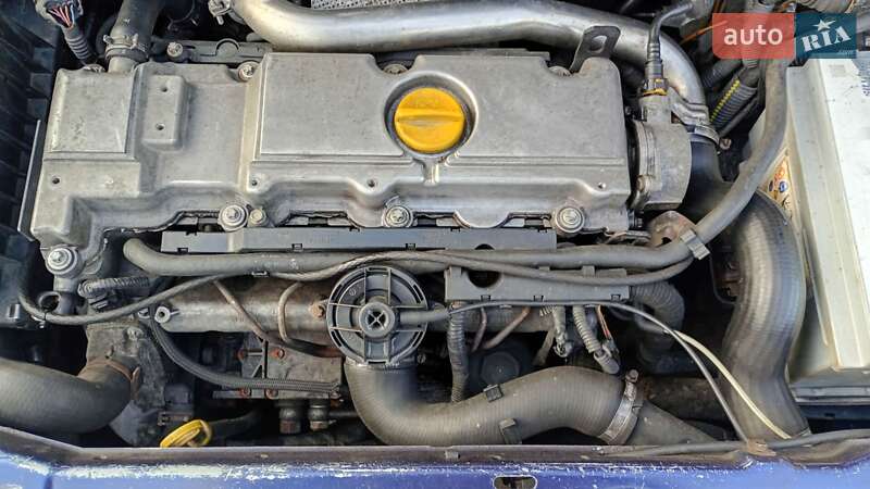 Минивэн Opel Zafira 2001 в Рава-Русской