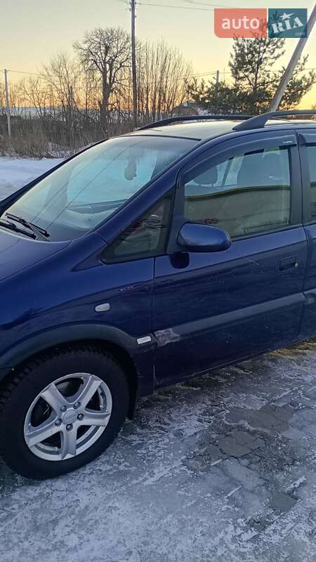 Минивэн Opel Zafira 2001 в Рава-Русской