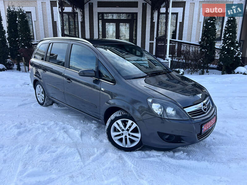 Минивэн Opel Zafira 2009 в Виннице