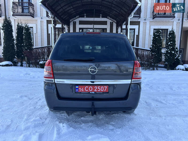 Минивэн Opel Zafira 2009 в Виннице