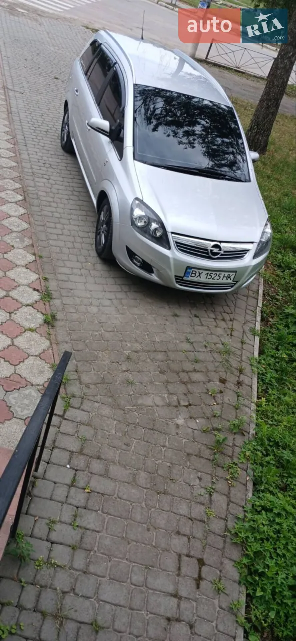 2011 Opel Zafira - мініатюра 16