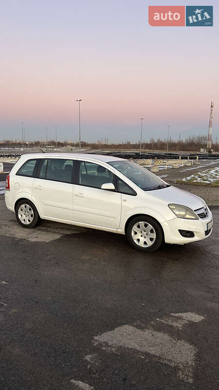 Минивэн Opel Zafira 2008 в Львове